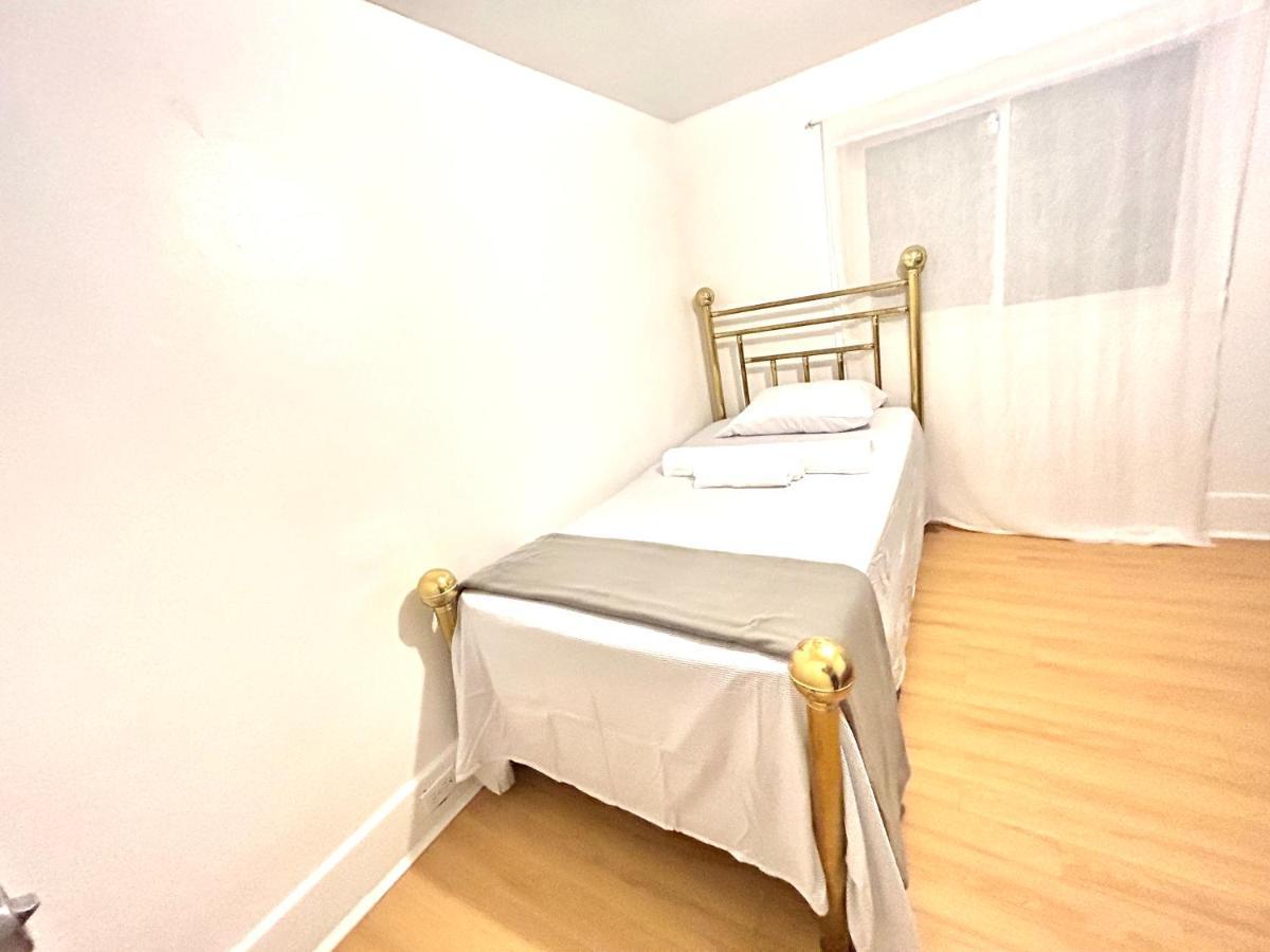 Albert Housing Windsor Extérieur photo